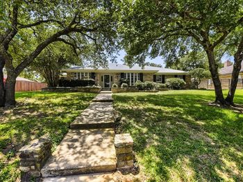 3712  Greenbriar Court 