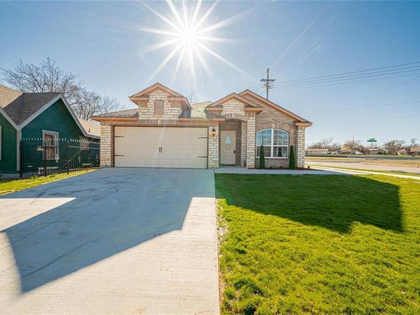 2900  Fitzhugh Avenue , Fort Worth Texas 76105