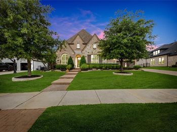 961  Cliff Creek Drive 