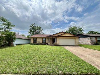 858  Lexington Drive 