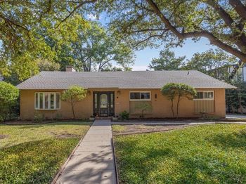 1929  Berkeley Place 