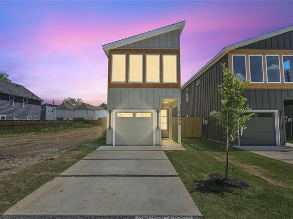 2620  Peabody Avenue , Dallas Texas 75215