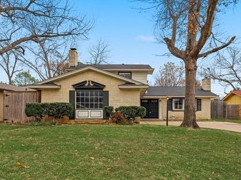 2804  Hollywood Drive 