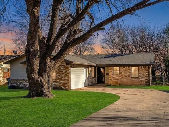 6110  Songwood Drive , Dallas Texas 75241