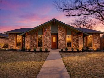 3502  Vista Oaks Drive 