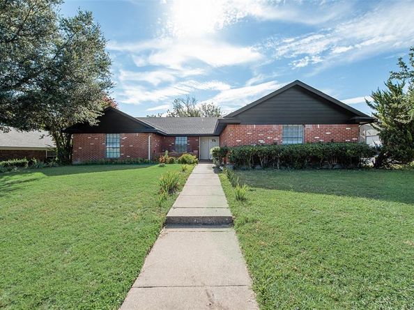 3817  Misty Meadow Drive , Fort Worth Texas 76133