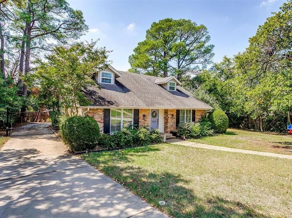 1412  Ridgecrest Circle , Denton Texas 76205