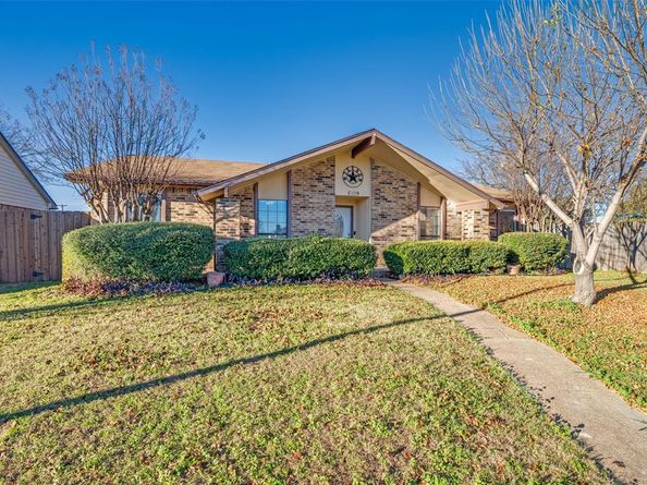 6109  Denver Street , Rowlett Texas 75088
