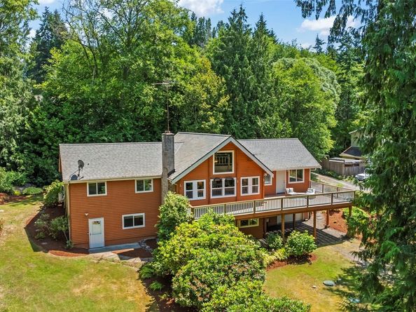 12170 Viewcrest Place NE, Bainbridge Island WA 98110