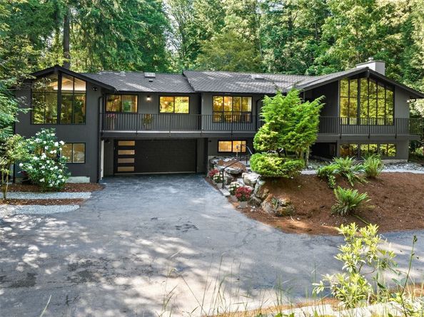 6423 E Mercer Way, Mercer Island WA 98040