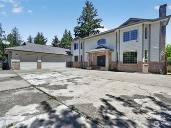18432 W Lake Desire Drive SE