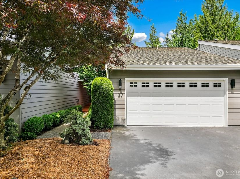 15000 Village Green Drive 27, Bothell WA 98012