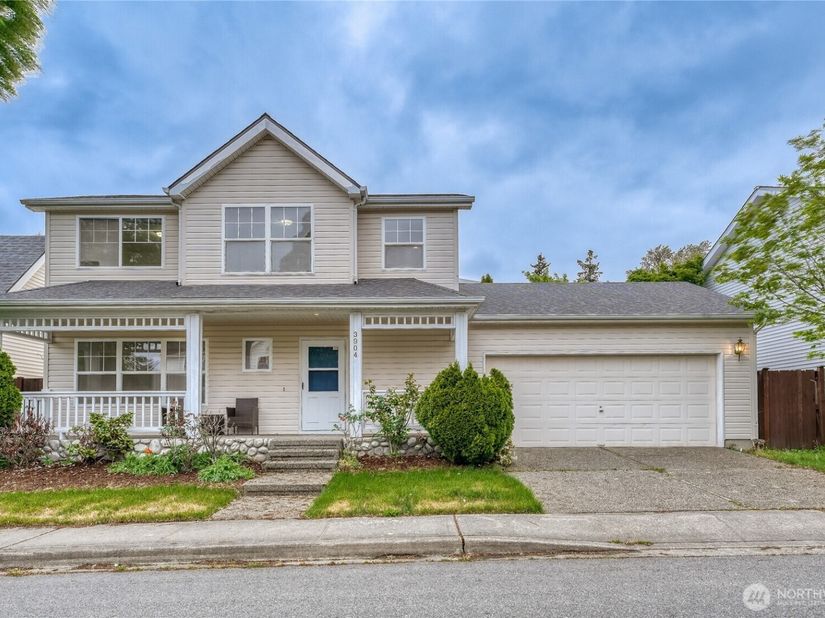 3904 NE 5th Place, Renton WA 98056