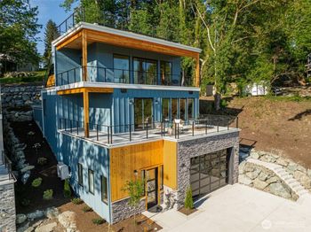 10719 Lake View Drive