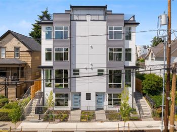 2228 B NW 60th Street