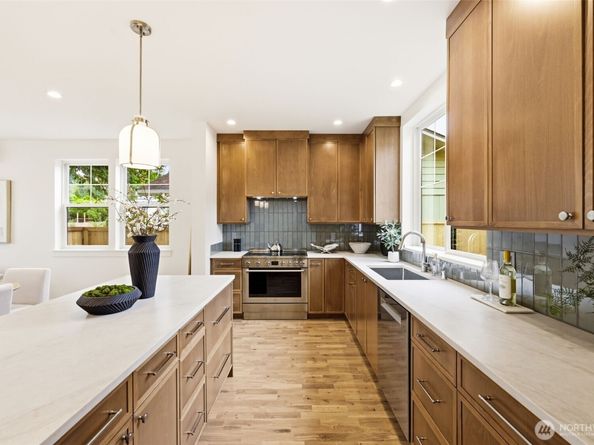 315 SE Andrews Street, Issaquah WA 98027