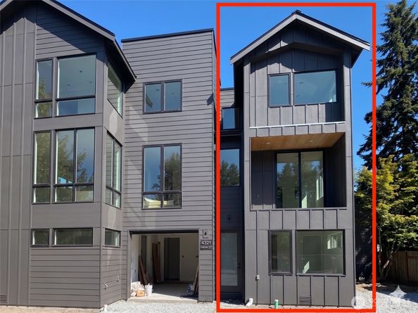 4907 SW Canada Drive, Seattle WA 98136