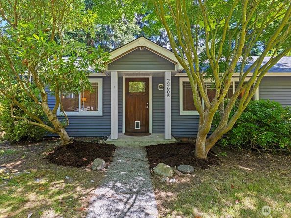22605 61st Avenue W, Mountlake Terrace WA 98043