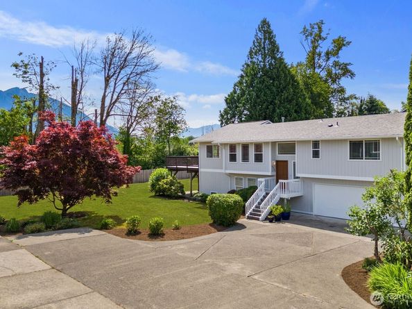 38505 SE 86th Place, Snoqualmie WA 98065