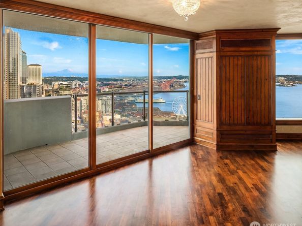 2000 1st Avenue 2504, Seattle WA 98121