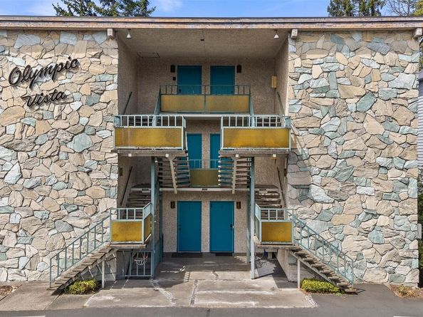 11515 Greenwood Avenue N H, Seattle WA 98133