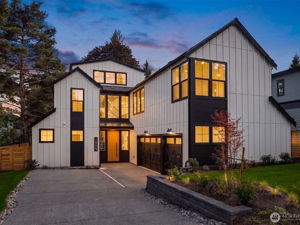 10223 NE 24th Street, Bellevue WA 98004