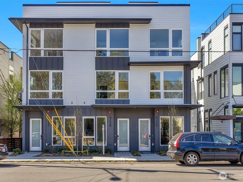 6722 Corson Avenue S B, Seattle WA 98108