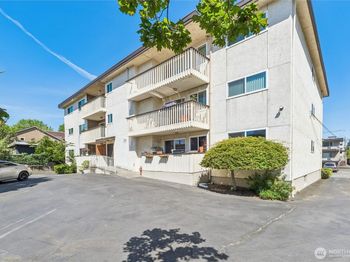 2031 NW 59th Street