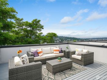 2573 13th Avenue W