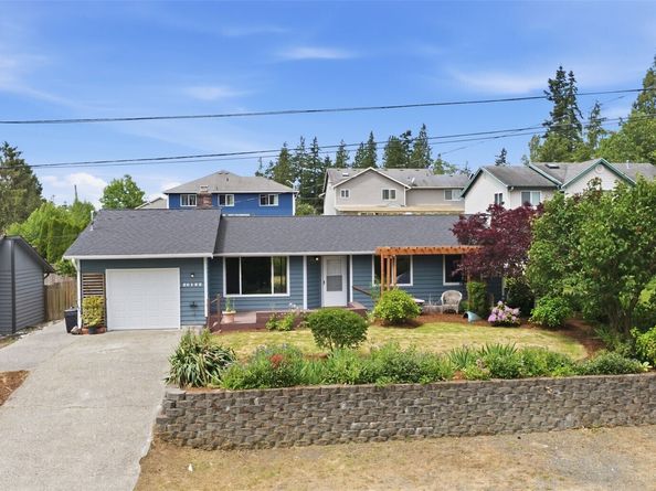 20122 32nd Avenue W, Lynnwood WA 98036