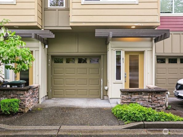 81 Sky Ridge Road NW 702, Issaquah WA 98027