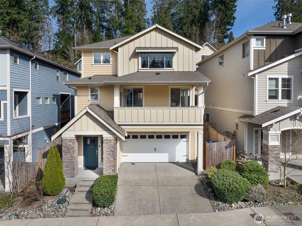20042 94th Avenue NE, Bothell WA 98011