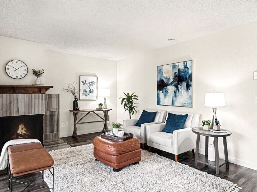 830 Kirkland Way 202, Kirkland WA 98033