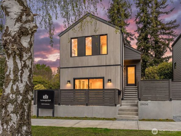 2806 W Dravus Street, Seattle WA 98199