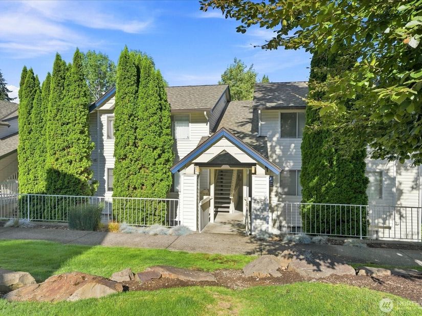 5000 Lake Washington Boulevard NE D304, Renton WA 98056