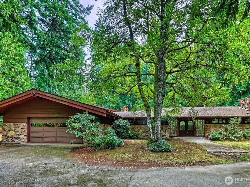 23313 Wachusett Road, Woodway WA 98020