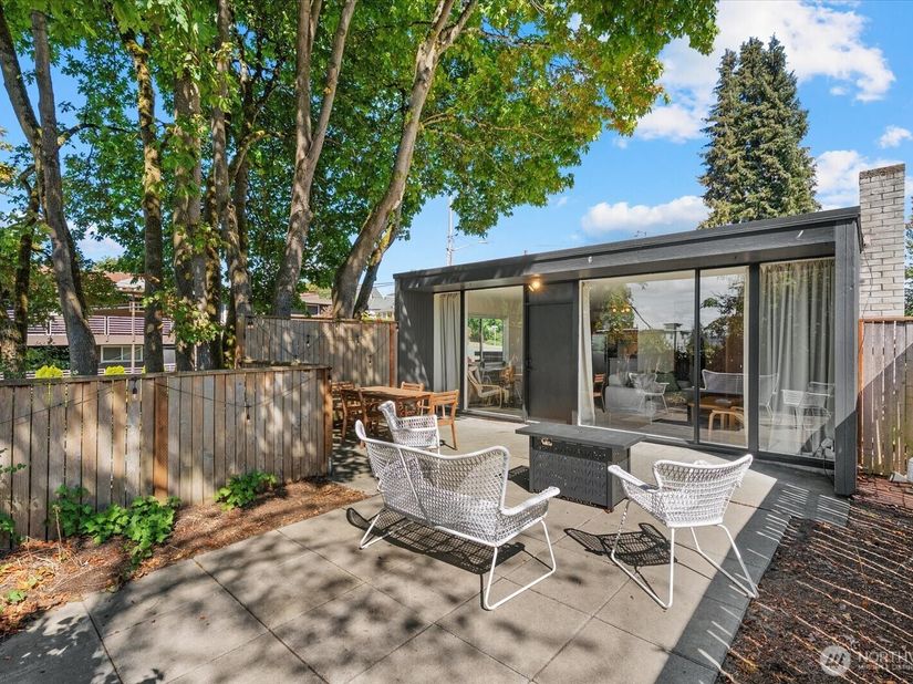 719 721 N 38th Street, Seattle WA 98103