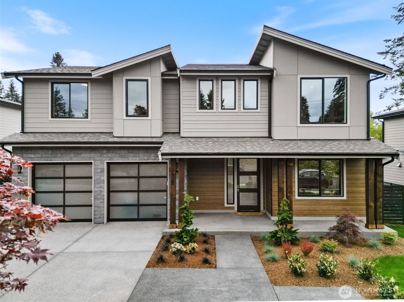 7825 NE 143rd Street, Kirkland WA 98034