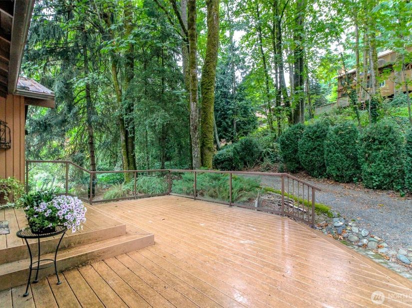 4917 145th Avenue SE, Bellevue WA 98006