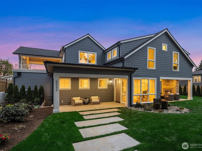 5533 106th Avenue NE, Kirkland WA 98033