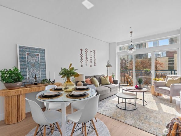 2415 2nd Avenue 631, Seattle WA 98121