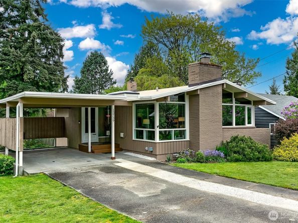 13739 36th Avenue NE, Seattle WA 98125