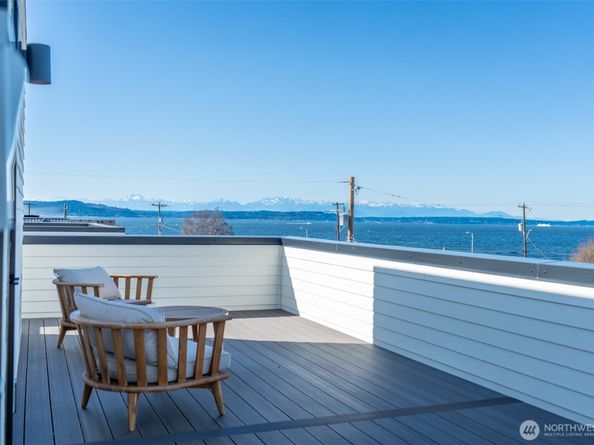 2626 58th Avenue SW A, Seattle WA 98116