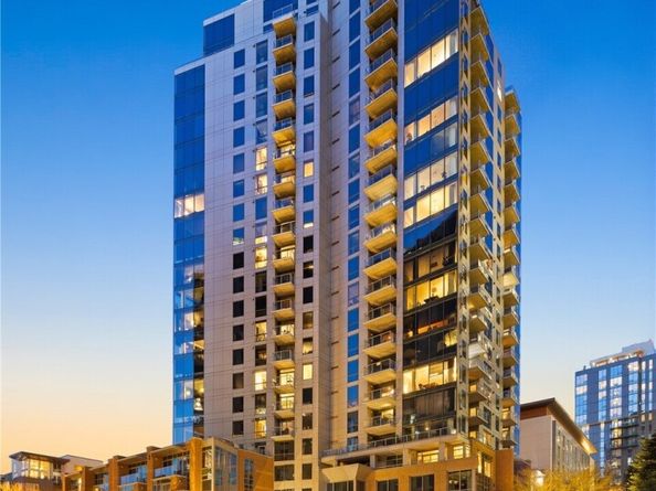 10650 NE 9th Place 1925, Bellevue WA 98004