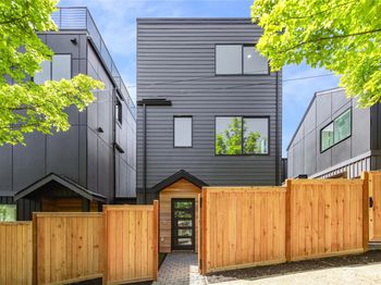 1805 SW Elmgrove Street