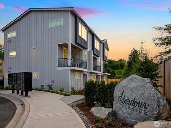 1322 194th Street SE