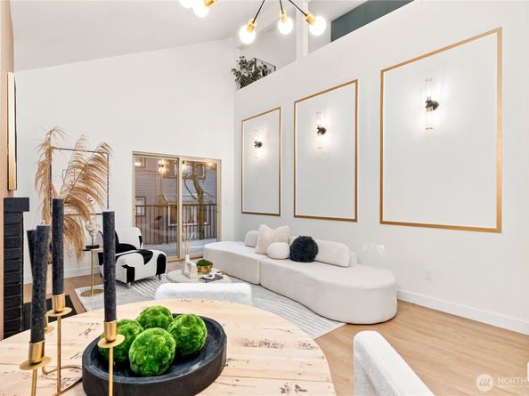 14640 NE 80th Place 32C, Redmond WA 98052