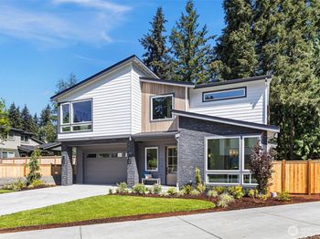 12813 NE 65th Lane
