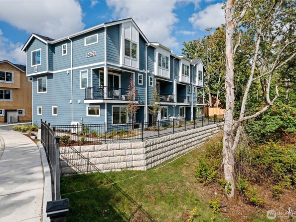 14424 Madison Way E5, Lynnwood WA 98087