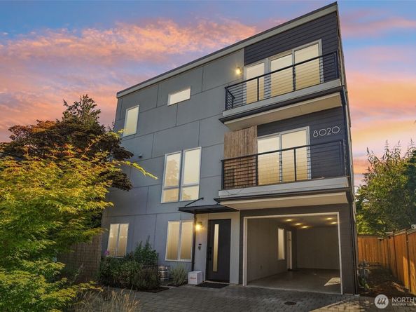 8020 17th Avenue NW, Seattle WA 98117